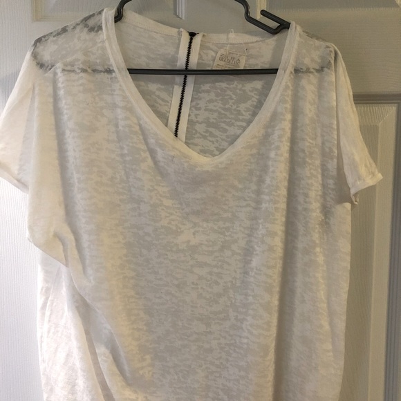 Zara zipper tee - Picture 1 of 1